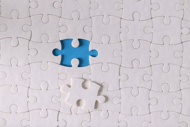 آموزش جذب مخاطب هدف: چکیده تجربیات نی نی سایت در سال 1404